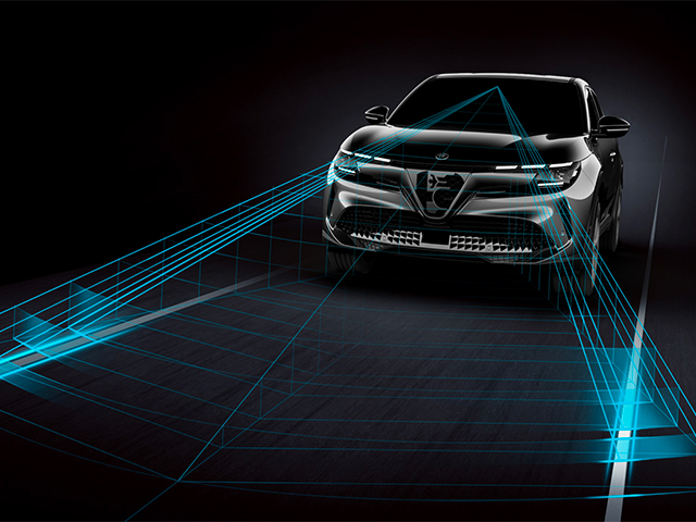 Alfa Romeo Junior - Junior Ibrida 2024 ADAS - Spurzentrierung