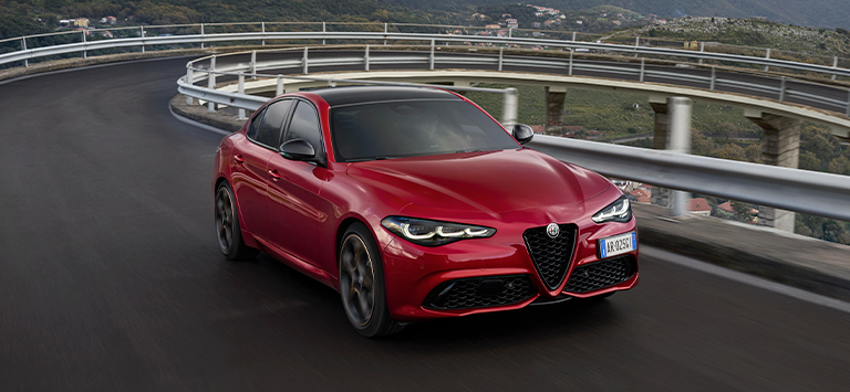 Alfa Romeo Giulia Intensa Exterieur